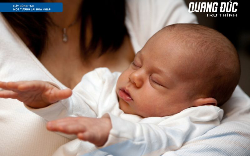 BÉ KHÔNG GIẬT MÌNH KHI NGỦ: CẨN THẬN VỚI CĂN BỆNH BẨM SINH KHIẾN TRẺ TRỞ THÀNH TÀN TẬT