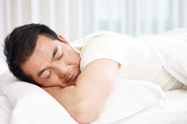 Thường xuyên ngủ ít hơn 7 giờ mỗi đêm